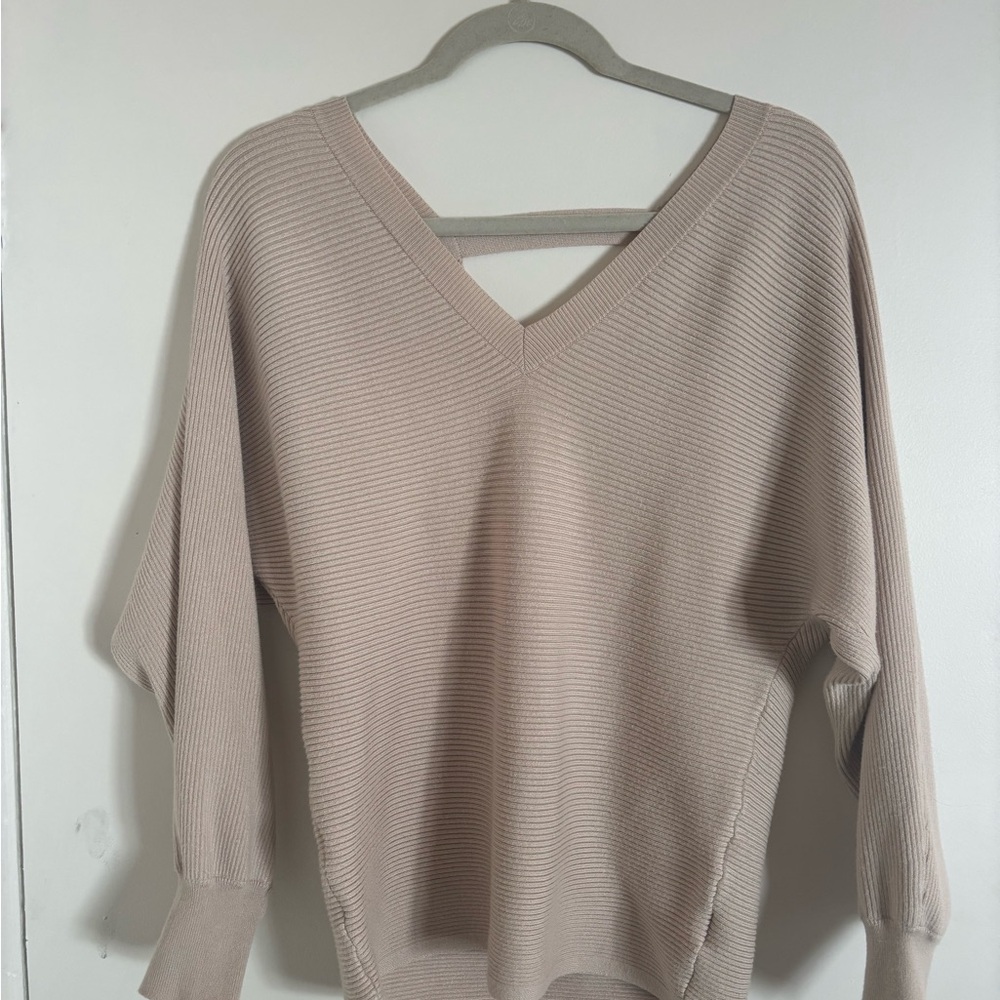 Pink Rose V-Neck Ribbed Sweater - Beige